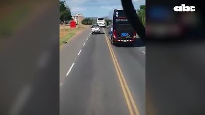 Sin licencia, sin trabajo y con una costosa multa