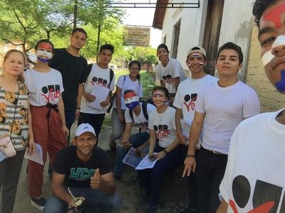 Jóvenes de Presidente Hayes reparten panfletos contra el Clan Núñez