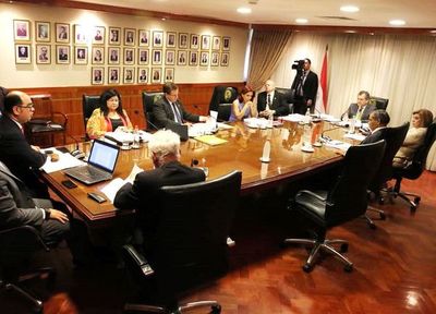 Abogados reclaman medidas