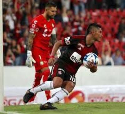 ¿Osvaldito a Olimpia?