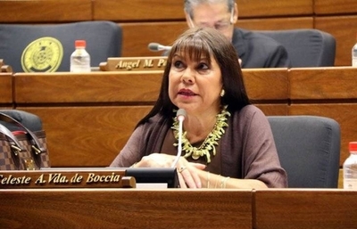 HOY / Gremio de maestros es colorado y diputados les temen porque son muchos, aseguran