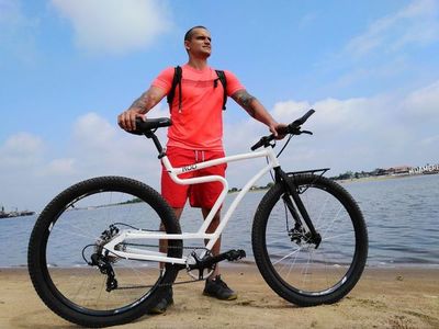 Pedaleará por varios países de Sudamérica en una bicicleta paraguaya para crear conciencia