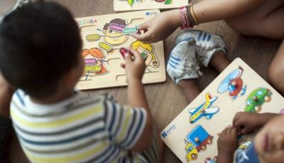 Mujer ocultaba a 26 niños tras falsa pared en guardería ilegal en EEUU