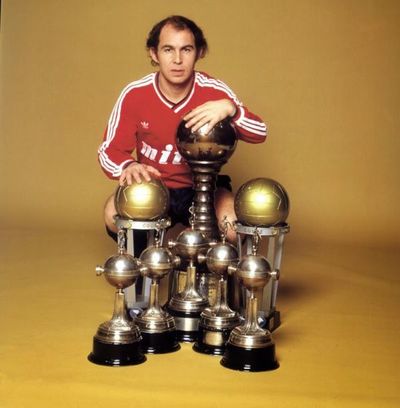Ricardo Bochini, 8 veces campeón de América