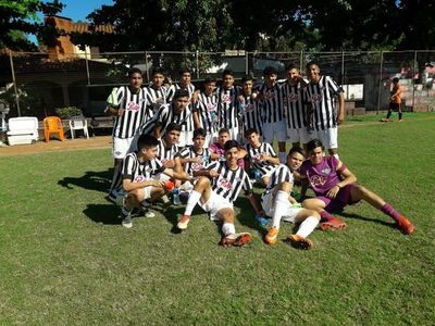 Libertad, líder momentáneo de la Sub 15