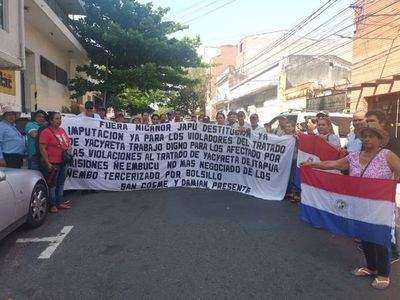 Afectados por violaciones del Tratado de Yacyretá piden la cabeza de Nicanor