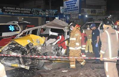 Taxista fallece en terrible accidente •