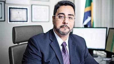 Hasta ahora no hay pedido de captura internacional contra Cartes