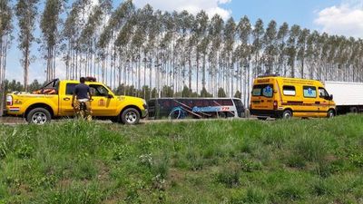 Colisión de bus con automóvil en Paraguarí