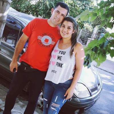 San Juan Bautista; la joven pareja tenía dos hijos