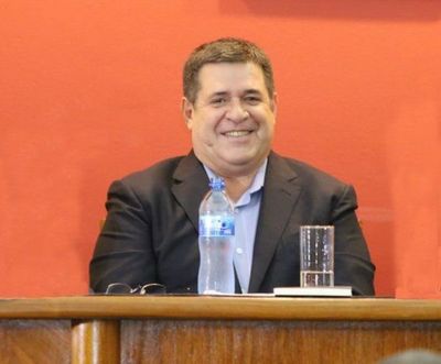Justicia brasileña acorrala a Cartes por lavado de dinero