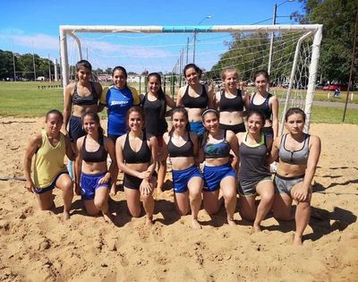 Preparan campeonato de handball de playa en Villarrica