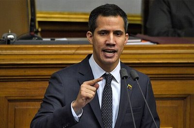 Denuncias de corrupción amenazan liderazgo de Guaidó en Venezuela