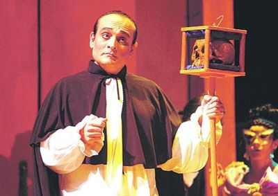 Obra José Gaspar, a beneficio de comunicador
