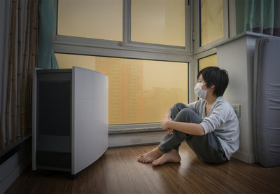 El aire que respiramos en casa está "más contaminado" que el de la calle