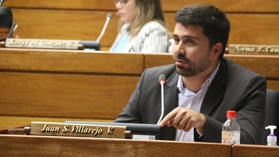 Si Ulises Quintana no renuncia debe ser expulsado, afirman