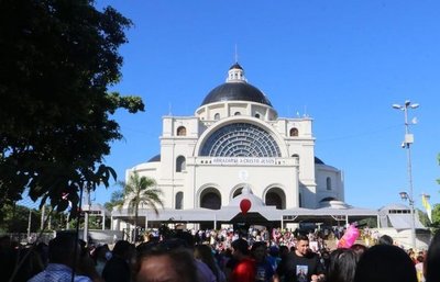 Monseñor Medina “prendió el ventilador” en Caacupé: criticó a políticos, jueces y fiscales