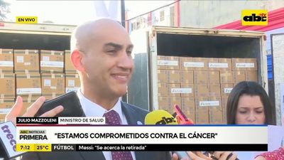 Abdo participa de entrega de medicamentos