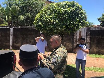 Detenido denuncia que le plantaron droga en su vehículo