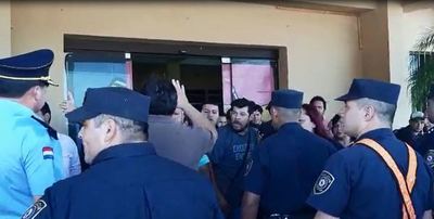 Lambaré: Presidente de la Junta denuncia "batalla campal" entre funcionarios