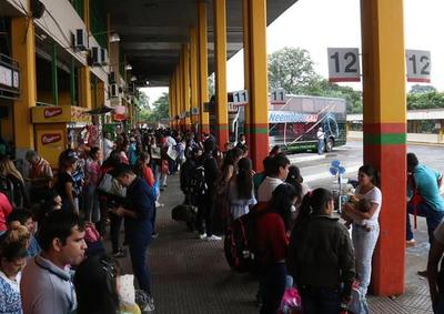 DINATRAN: Se aguarda más feligreses en la terminal de ómnibus durante la tarde