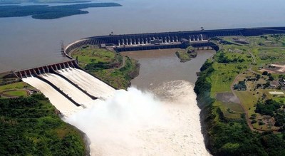 Más palos que halagos a comisión de notables que estudia reforma del Anexo C de Itaipú