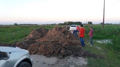 Obras viales dejan incomunicadas dos comunidades de Ñeembucú