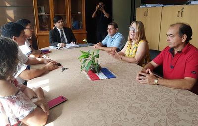 Cuestionan poco avance de investigaciones contra intendente de Mayor Otaño