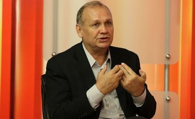 Concejal trata de incapaz a Mario Ferreiro y lamenta desidia en su gestión