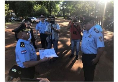 Condecoran a policía que mató a motochorro