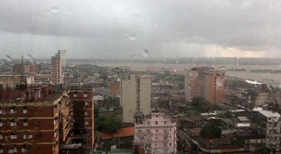 Meteorología pronostica para hoy lluvias y tormentas