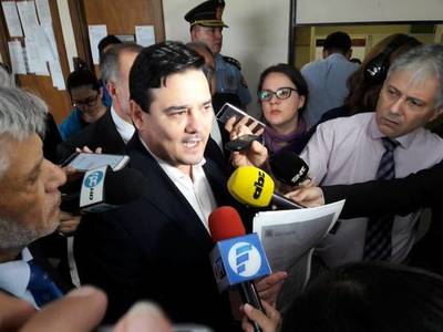 Buzarquis: “Hay temas que la Fiscalía no quiere investigar, por eso interviene Estados Unidos”