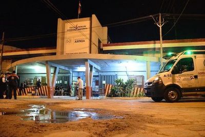 Guardiacárcel que ingresó crack a Tacumbú se dio por detenido