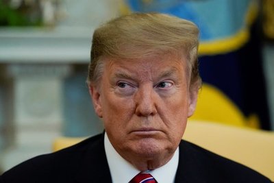 Cámara de Representantes aprueba cargos para juicio político contra Trump