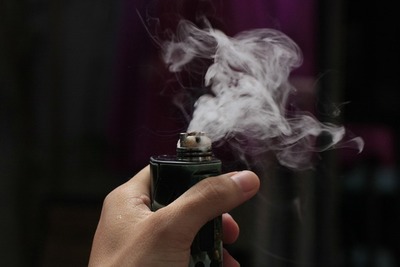 Vapeadores bajo control: Salud establece medidas de protección
