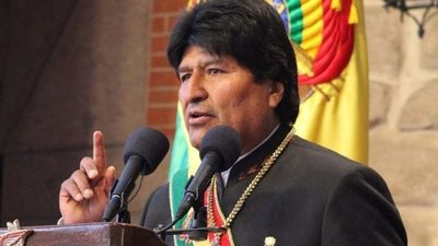 Evo Morales acusa al Gobierno de facto de Bolivia de llevar al país a la quiebra