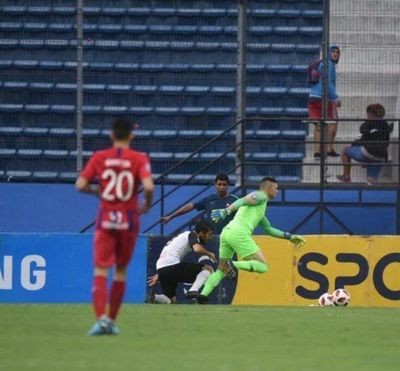 Increíble blooper de Juan Pablo Carrizo