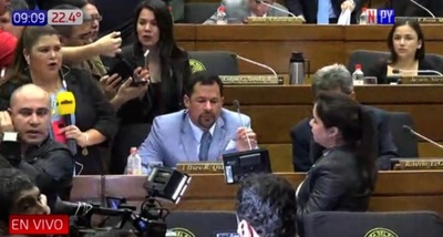 Ulises Quintana podría dejar ser diputado