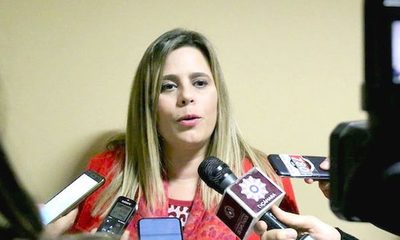 Kattya González propone reemplazo directo de intendente de Lambaré para evitar dos elecciones en 2020