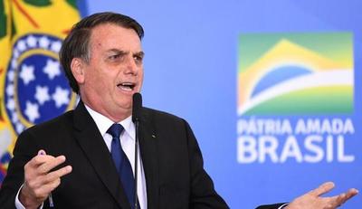 Bolsonaro a un periodista que le preguntó sobre corrupción: “Usted tiene una increíble cara de homosexual"