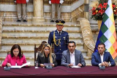 Bolivia declara personas no gratas a diplomáticos de México y España
