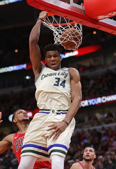 Antetokounmpo, más MVP que nunca