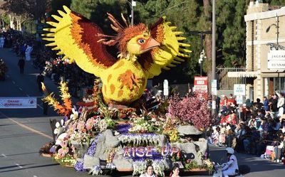 Latinos estelarizan el Desfile de las Rosas como muestra de su éxito en EE.UU.