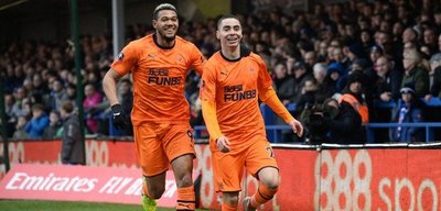 El Miggy Almirón arranca el 2020 con un golazo en Inglaterra
