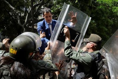 Guaidó y Parra se enfrentan hoy, cada uno como jefe del Parlamento