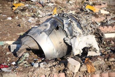 Video verificado demuestra que un misil impacta con el avión ucraniano en Irán