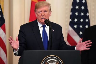 Casa Blanca tacha de falso e ilegítimo proceso para juicio político a Trump