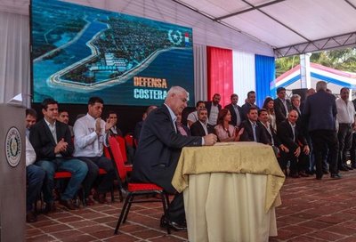 Gobierno oficializa contrato para obra de defensa costera en Pilar
