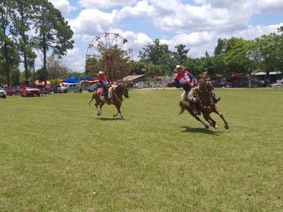 Fiesta tradicional en Laureles