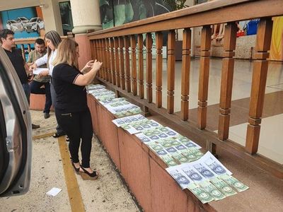 Indagan esquema de extorsión a turistas integrado por policías